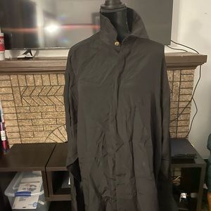 Business causal 100% silk button down